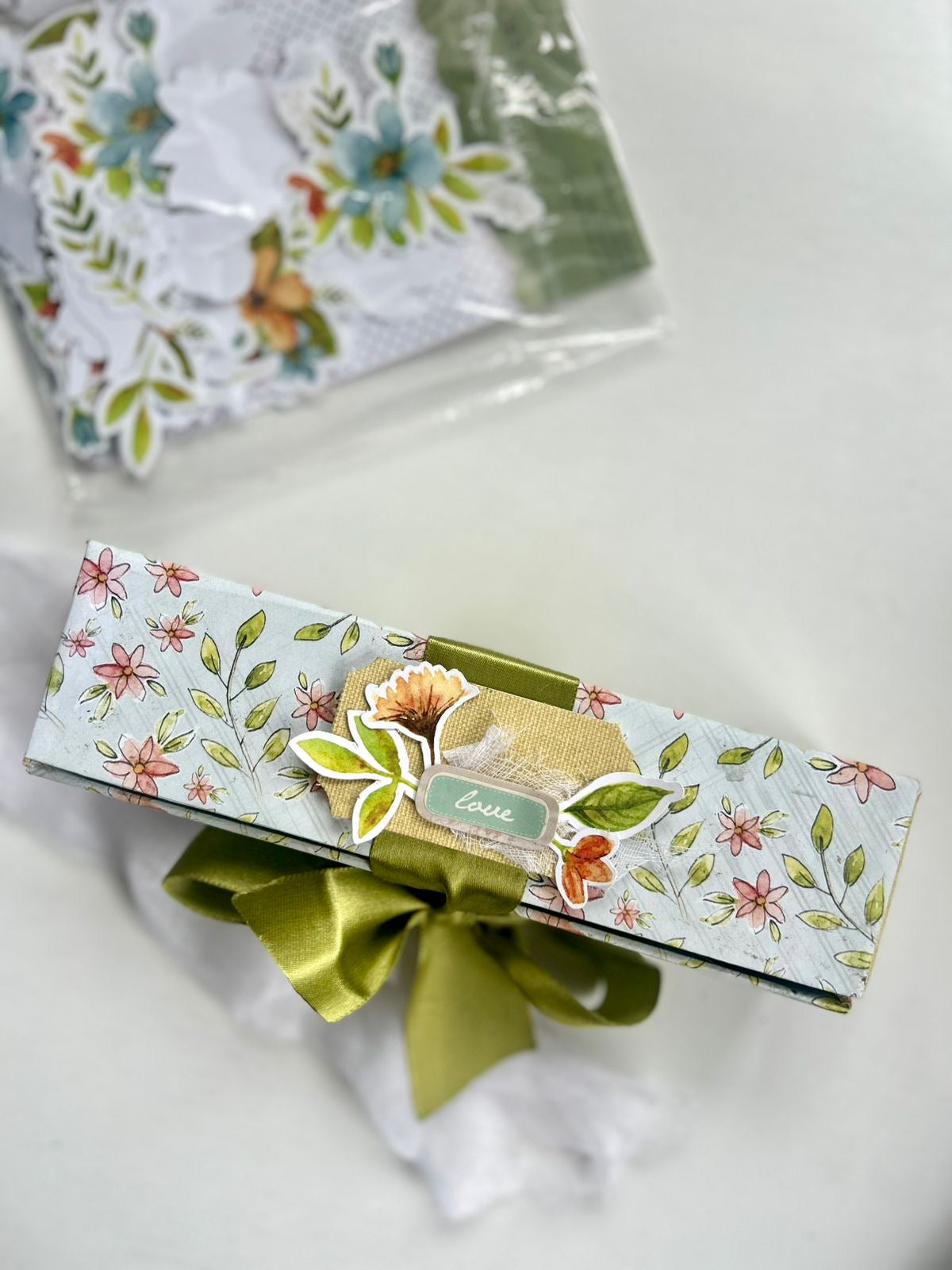 Gift Box- TUTORIAL Only