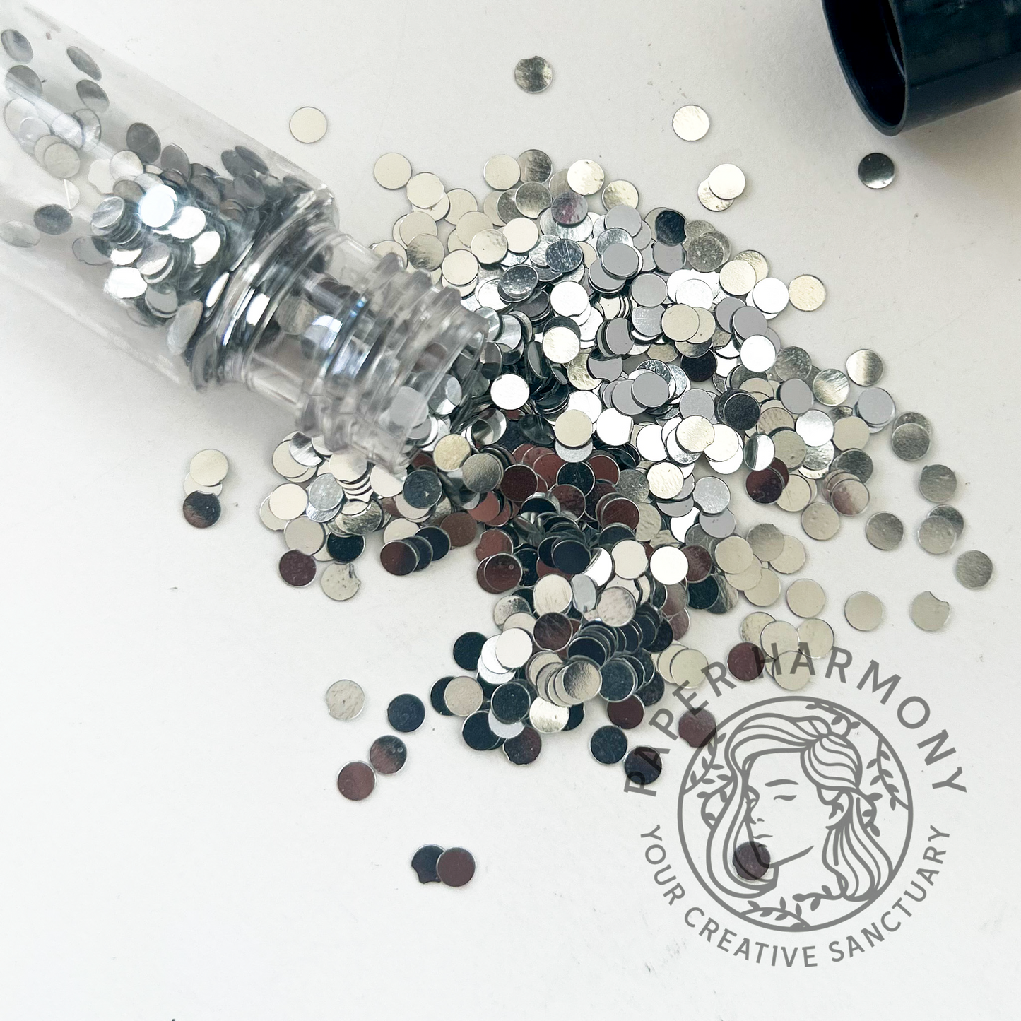 Silver Confetti Round - 10 gm - Paper Harmony