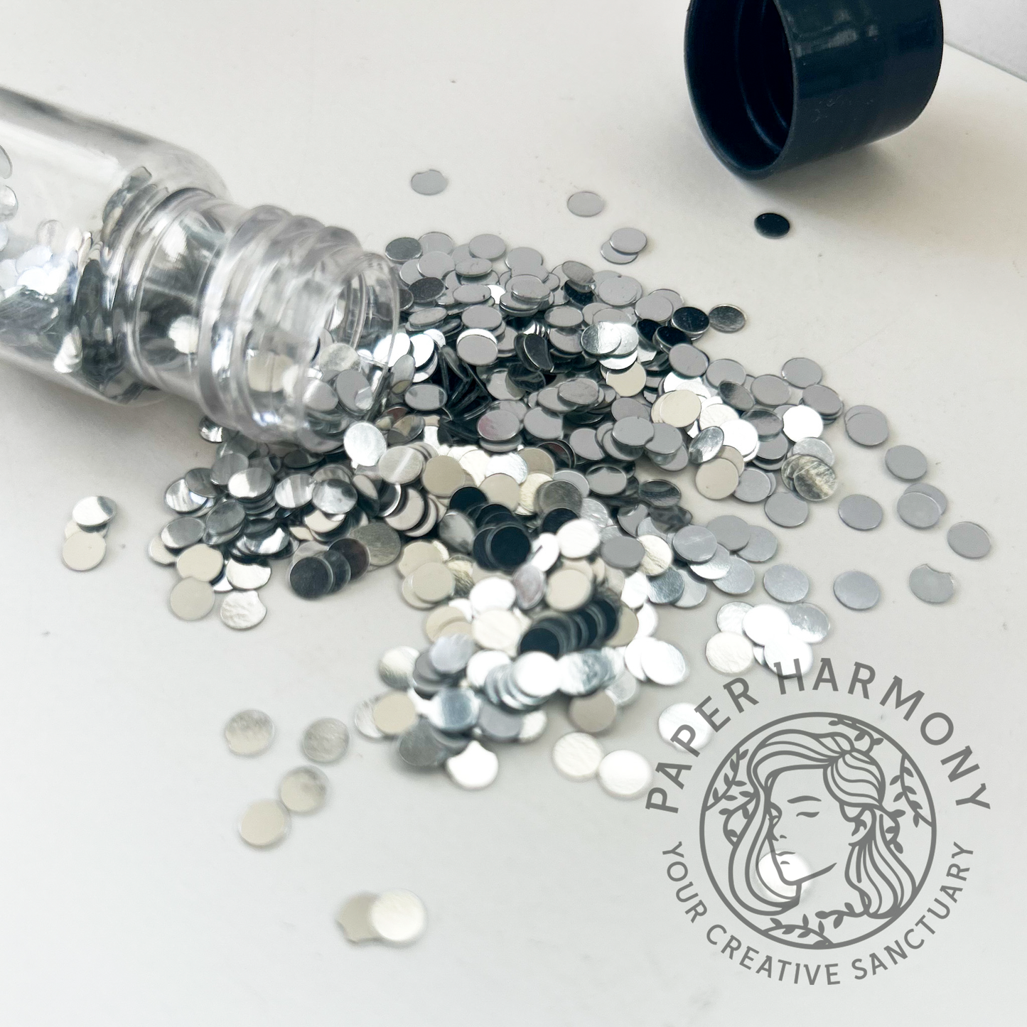 Silver Confetti Round - 10 gm - Paper Harmony